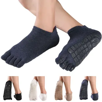 1 Пара хлопчатобумажных спортивных нескользящих носков для йоги для взрослых мужчин, дышащие противоскользящие носки для пола в помещении, носки с пятью пальцами Изображение